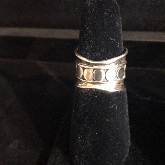 Last one! NEW Sterling silver wide ring size 5.5 - Picture 3 of 8